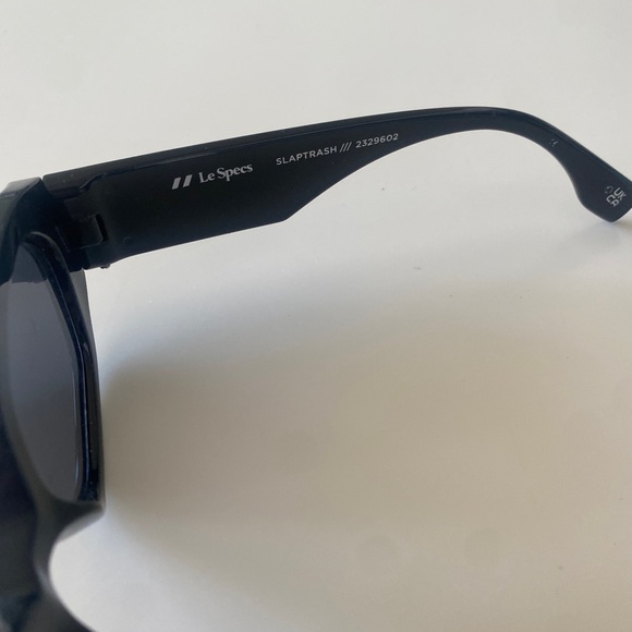 Le Specs Slaptrash Sunglasses - Picture 5 of 5